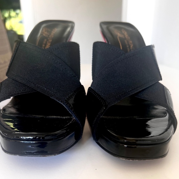Donald Pliner Ishi Black/Red Patent Leather Elastic Strap Wedge Sandals 8.5M - Picture 11 of 16